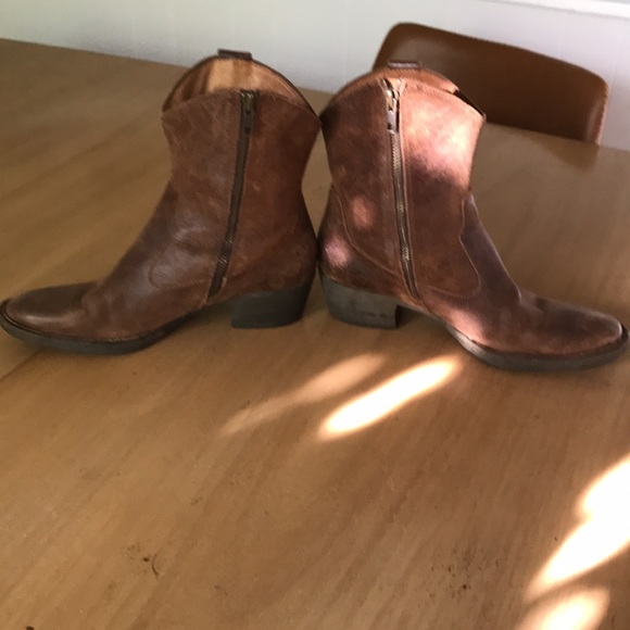 Born brown zip up boots - Picture 3 of 5